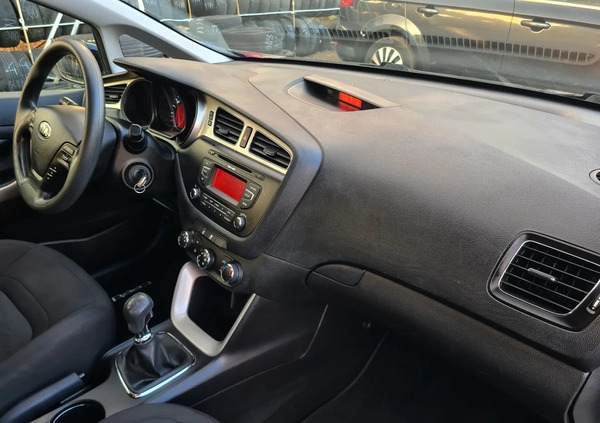Kia Ceed cena 34499 przebieg: 61230, rok produkcji 2014 z Wasilków małe 781